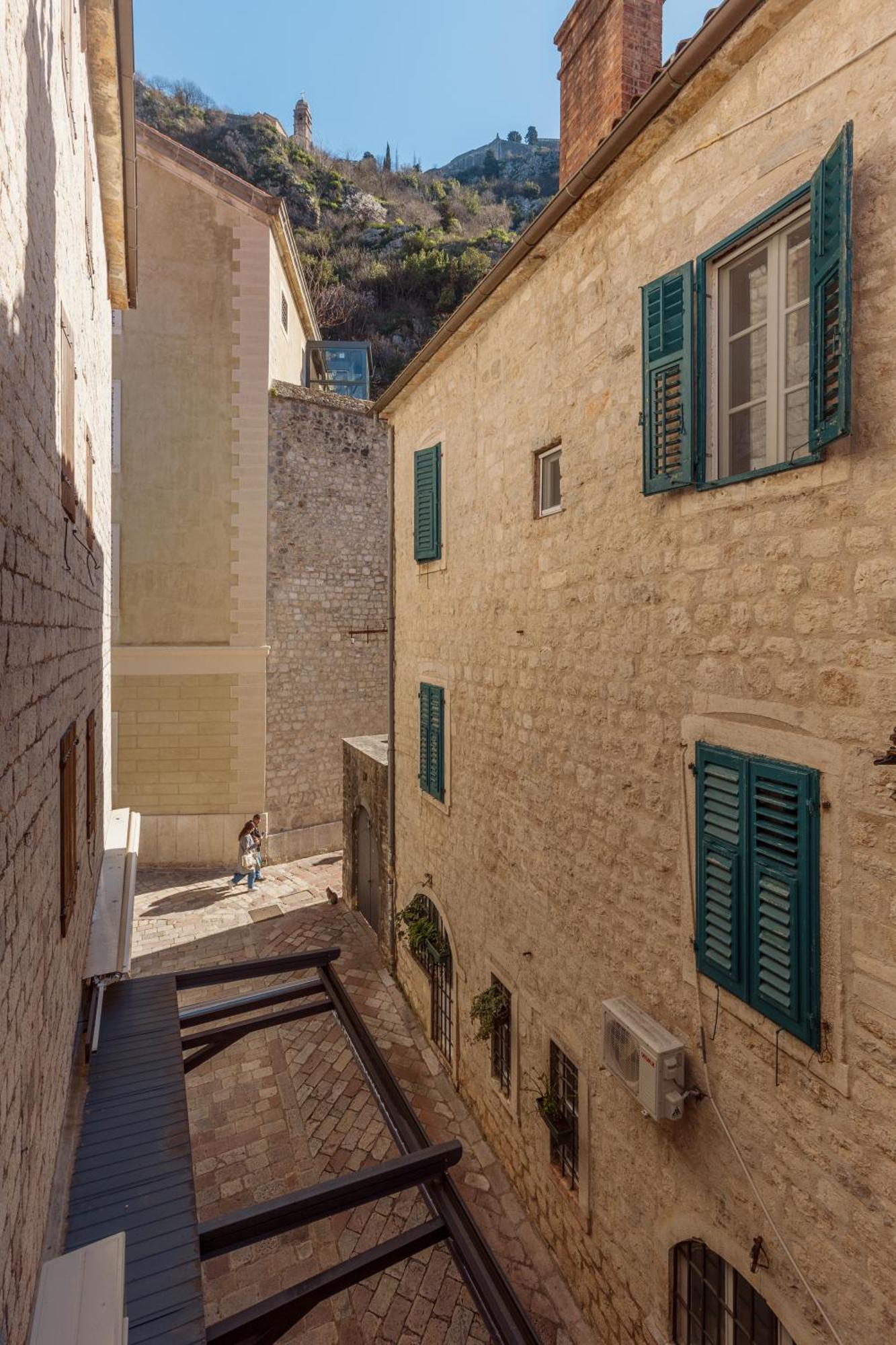 Old Town St Tryphon Apartment كوتور المظهر الخارجي الصورة